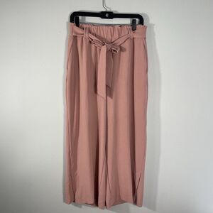 Eliane Rose Wide Leg Pull On Belted Cropped Pants Women’s Size M Dusty Pink